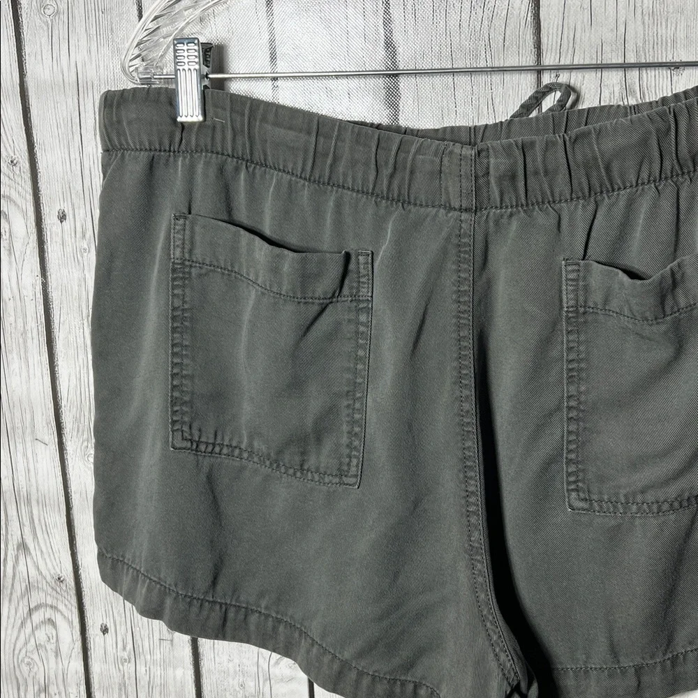 Gap Drawstring Lyocell Casual Shorts Size Large